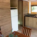 Vallicella Glamping 3* סקרלינו