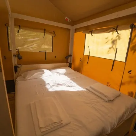 キャンプ場 Vallicella Glamping 3*